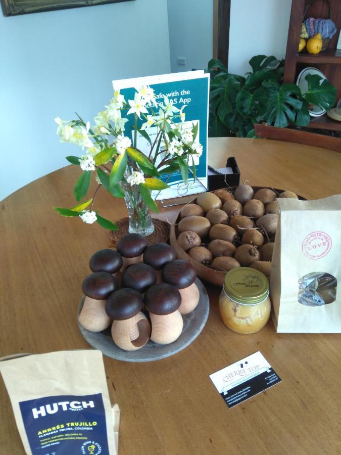 Cherry Top Farmstay - Boutique Eco Village Lilydale Dış mekan fotoğraf